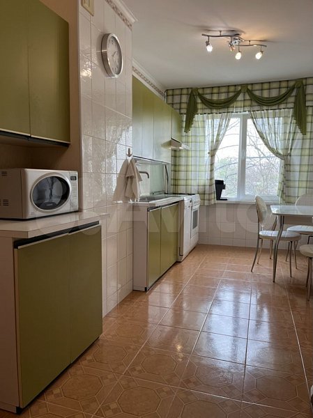 4-комн квартира, 74.9 м², р-н Гидростроителей (№126085)