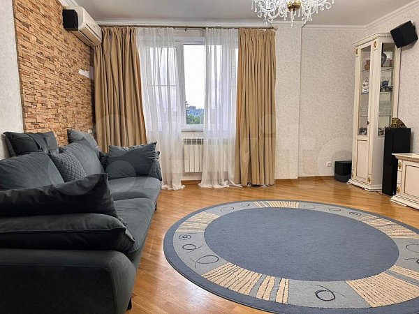 4-комн квартира, 125 м², р-н Гидростроителей (№124927)