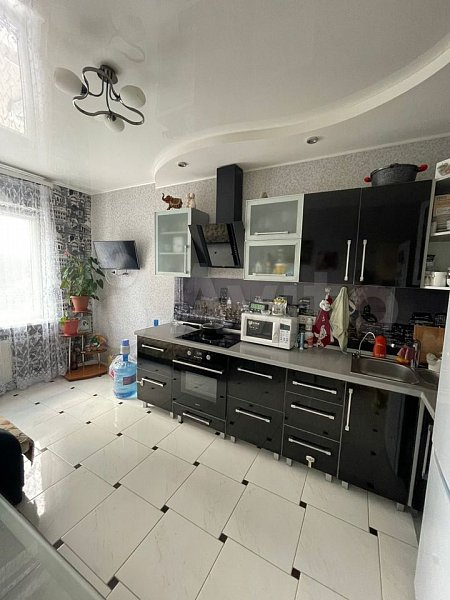 1-комн квартира, 51.3 м², р-н Гидростроителей (№124325)