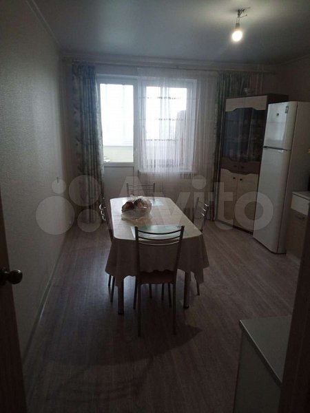 2-комн квартира, 67 м², р-н Молодежный (№124753)