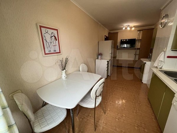 4-комн квартира, 74.9 м², р-н Гидростроителей (№126085)
