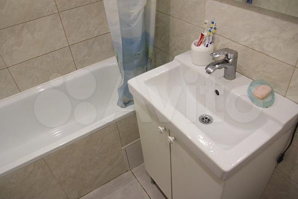 1-комн квартира, 40.3 м², р-н Петра Метальникова (№124245)