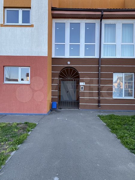 3-комн квартира, 95.9 м², р-н Немецкая деревня (№124729)