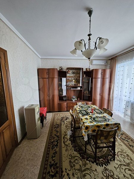 2-комн квартира, 79 м², р-н Российская ул (№124643)