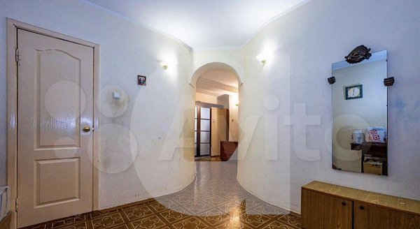 4-комн квартира, 118 м², р-н Центр (№123949)