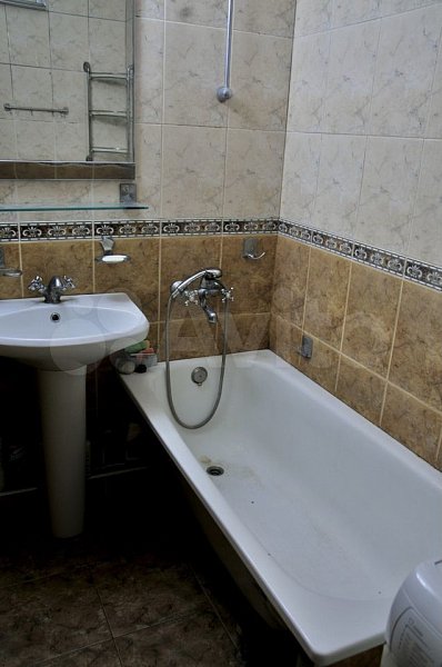 4-комн. квартира, 77 м², р-н Гидростроителей, Краснодар (№123956)