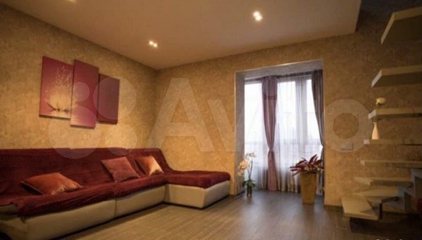 Продается 4-комн квартира, 121 м², р-н Музыкальный, 