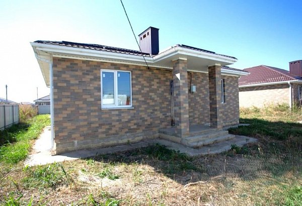 Продается Дом 64.7 м², уч. 4.1 сот., КП Семейный