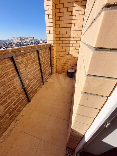 2-комн квартира, 61.3 м², р-н Российская ул (№124199)