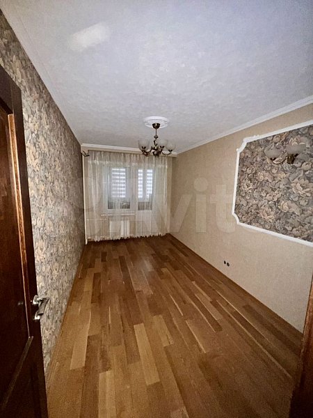 4-комн квартира, 74 м², р-н Гидростроителей (№125563)