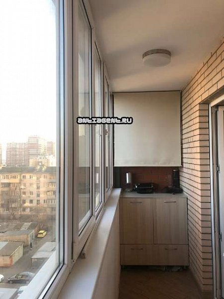 2-комн квартира, 72 м², р-н Центр (№124841)