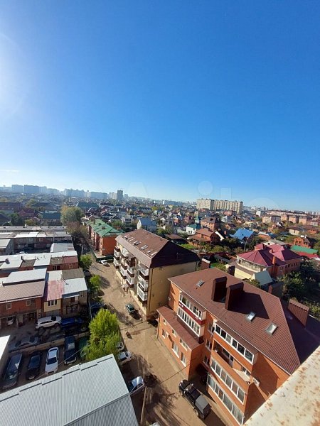 2-комн квартира, 61.3 м², р-н Российская ул (№124199)