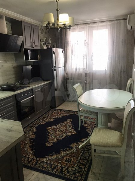 3-комн квартира, 100 м², р-н Петра Метальникова (№124433)