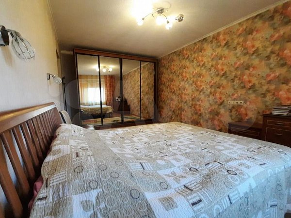 4-комн квартира, 154 м², р-н Центр (№125270)