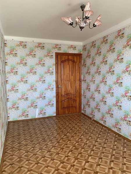 4-комн квартира, 76.5 м², р-н Славянский (№125043)