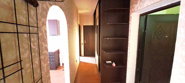 2-комн квартира, 54 м², р-н Окраины (№122768)
