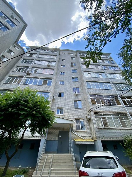 5-комн квартира, 176 м², р-н Российская ул (№127585)