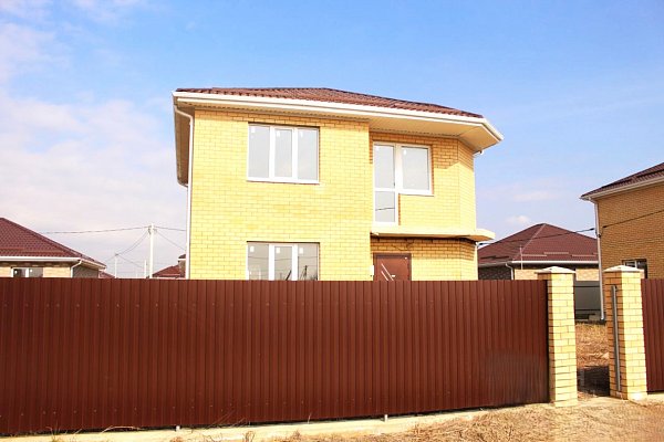 Дом 119.7 м², уч. 4 сот., КП Семейный