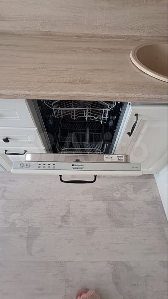 3-комн квартира, 91 м², р-н Российская ул (№124402)