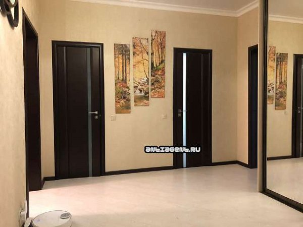 2-комн квартира, 72 м², р-н Центр (№124841)