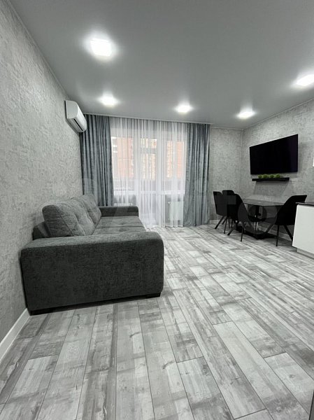 2-комн квартира, 70 м², р-н Восточно-кругликовский (№124082)