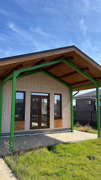 Дом 105.8 м², уч. 7.36 сот., Краснодарский край