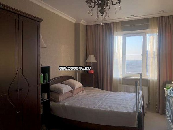 2-комн квартира, 72 м², р-н Центр (№124841)