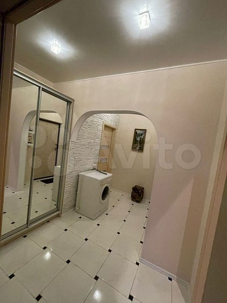 1-комн квартира, 51.3 м², р-н Гидростроителей (№124325)