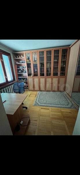 4-комн квартира, 78 м², р-н Российская ул (№125567)
