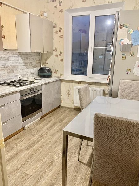 Продается 2-комн квартира, 50.3 м², р-н Окраины, 