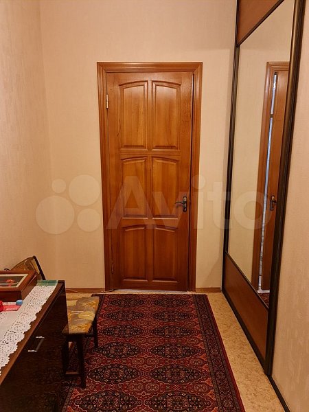 Продается 2-комн квартира, 79 м², р-н Российская ул, 