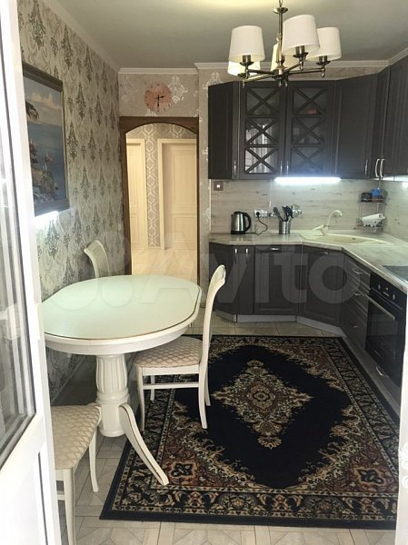 3-комн квартира, 100 м², р-н Петра Метальникова (№124433)
