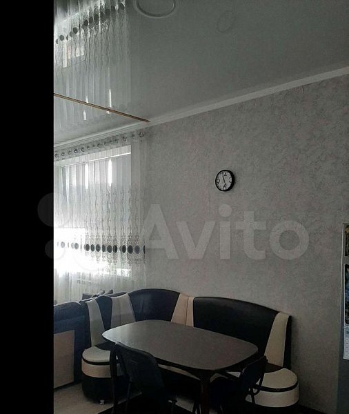 3-комн квартира, 105 м², р-н Российская ул (№124311)