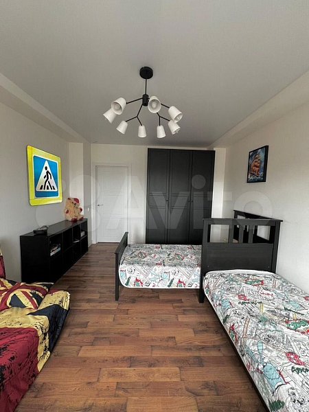 4-комн квартира, 90.6 м², р-н Фестивальный (№128702)