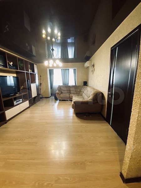 4-комн квартира, 78 м², р-н Российская ул (№127280)