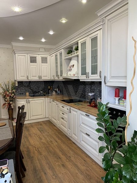 2-комн квартира, 76 м², р-н Центр (№124070)