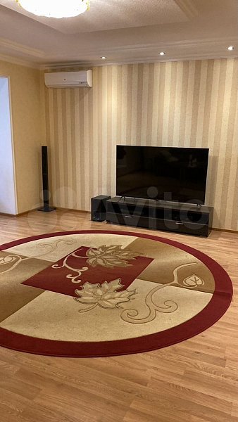 3-комн квартира, 100.5 м², р-н Петра Метальникова (№124351)