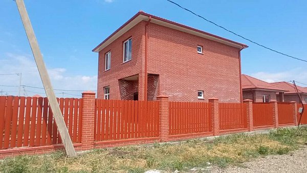 Дом 150 м², уч. 3.5 сот., Краснодарский край