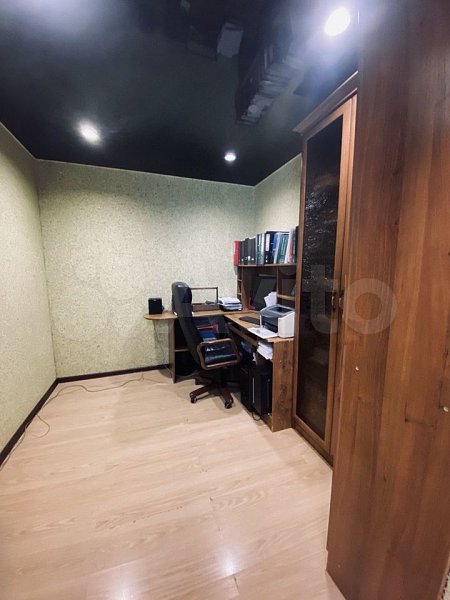 4-комн квартира, 78 м², р-н Российская ул (№127280)
