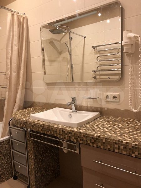 3-комн квартира, 100 м², р-н Фестивальный (№124930)