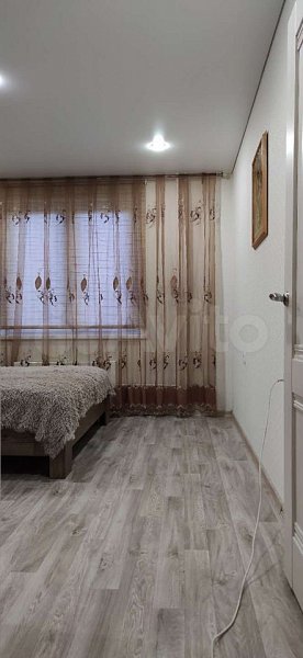 2-комн квартира, 65 м², р-н Гидростроителей (№123764)