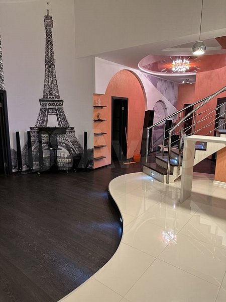 4-комн квартира, 120 м², р-н Селезнева-СБС (№125480)