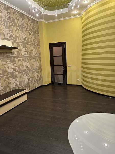 4-комн квартира, 120 м², р-н Селезнева-СБС (№125480)