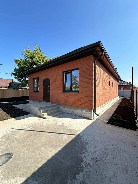 Дом 80 м², уч. 3.6 сот., Краснодарский край