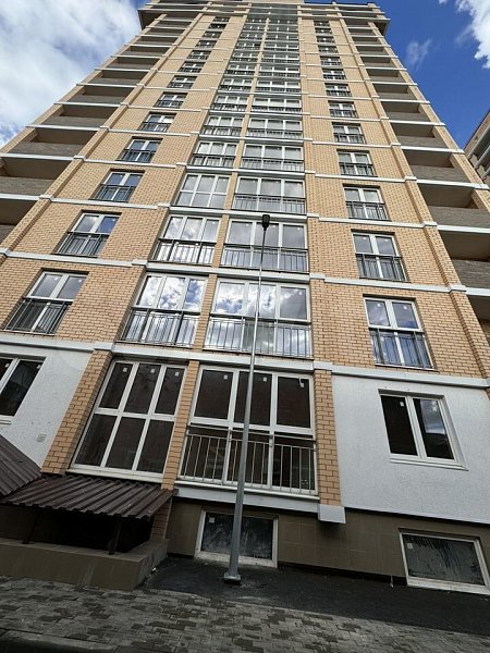 Студия, 32.1 м², р-н Российская ул (№125566)