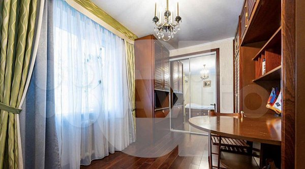 4-комн квартира, 118 м², р-н Центр (№123949)