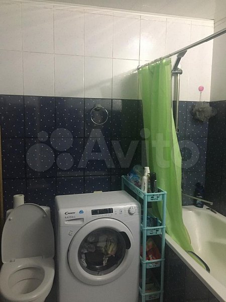 4-комн квартира, 76.8 м², р-н Российская ул (№126108)