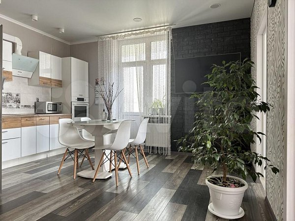 Продается 2-комн квартира, 75 м², р-н Восточно-кругликовский, 