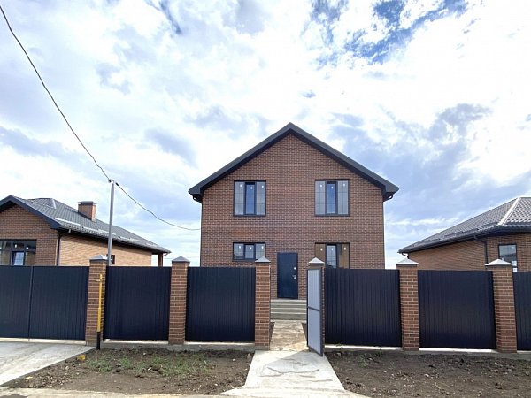 Продается Дом 145 м², уч. 6 сот., Адыгея