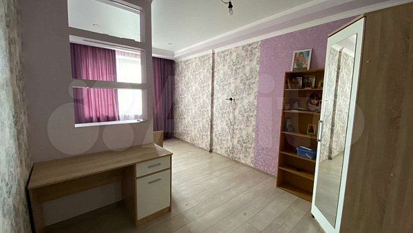 Продается 3-комн квартира, 90 м², р-н Российская ул, 